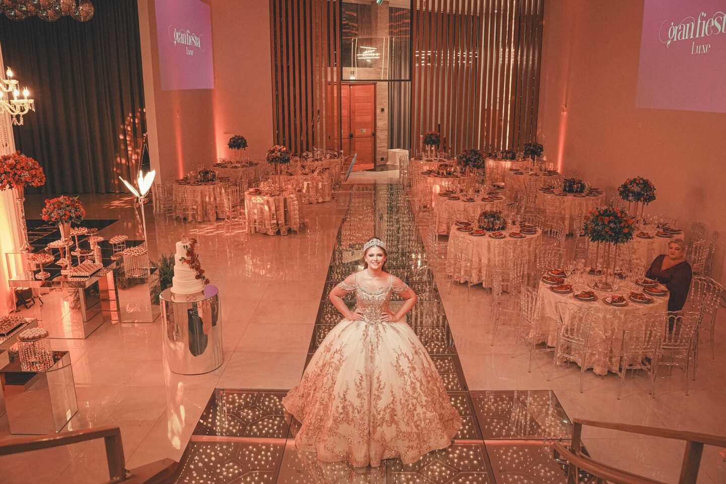 Raffaely 15 Anos: Uma Noite de Pura Elegância